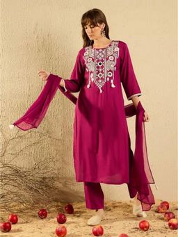 Gahan - Kurta Burgundy Chanderi Silk Regular Flared with Pant and Dupatta