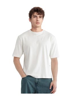 Rare Rabbit - Jino Off White Graphic Print Qlo Fit T-Shirt