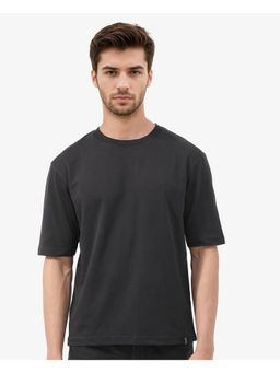 Rare Rabbit - Qlo Black Plain Oversized Fit T-Shirt