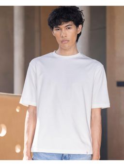 Rare Rabbit - Qlo Off White Plain Oversized Fit T-Shirt
