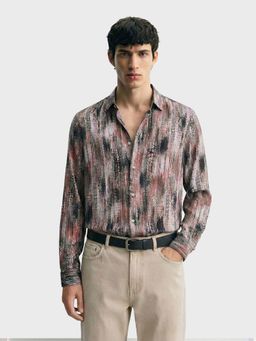 The Indian Garage Co - Pink Men Slim Fit Printed Cutaway Collar Full Sleeves Shirt