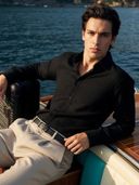 Black color option, Currently selected