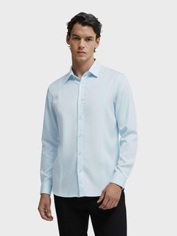 The Indian Garage Co - Blue Men Slim Fit Solid Cutaway Collar Full Sleeves Shirt