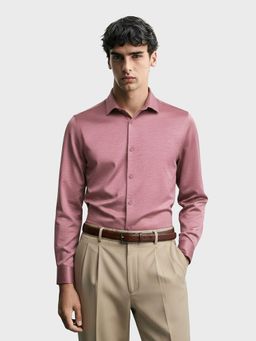 The Indian Garage Co - Pink Men Slim Fit Solid Cutaway Collar Full Sleeves Shirt