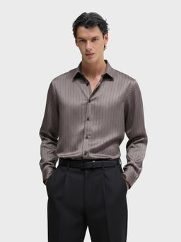 The Indian Garage Co - Grey Men Slim Fit Striped Cutaway Collar Full Sleeves Shirt