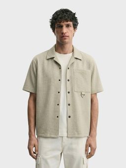 The Indian Garage Co - Green Men Boxy Fit Textured Cuban Collar Half Sleeves Shirt