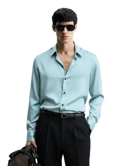 The Indian Garage Co - Blue Men Slim Fit Solid Cutaway Collar Full Sleeves Shirt