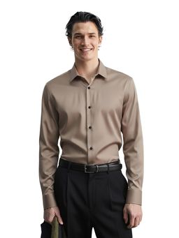 The Indian Garage Co - Beige Men Slim Fit Solid Cutaway Collar Full Sleeves Shirt