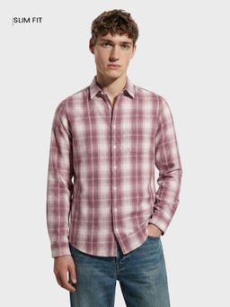 The Indian Garage Co - Red Men Slim Fit Checked Cutaway Collar Full Sleeves Shirt