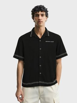 The Indian Garage Co - Black Men Relaxed Fit Embroidered Cuban Collar Half Sleeves Shirt