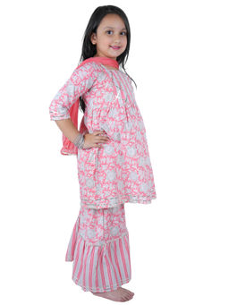 Pink Blue India - Pink Floral Kurta Sharara With Dupatta