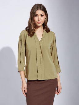 Latin Quarters - Women Beige Solid Casual V-Neck Top