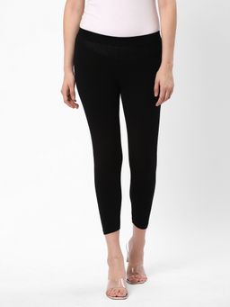 R&B - Women Black Solid Skinny Women Leggings