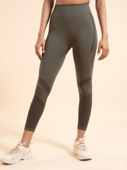 Nykd by Nykaa - All Day Seamless Leggings - NYK097 - Beetle Green
