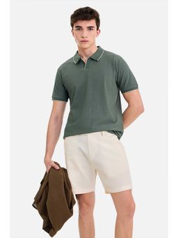 Snitch - Men Green Textured Half Sleeves Regular Fit Polo T-shirt