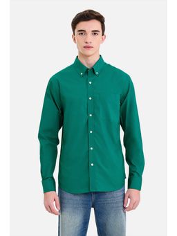 Snitch - Men Green Solid Full Sleeves Regular Fit Casual Shirt