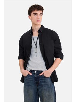 Snitch - Men Black Solid Full Sleeves Regular Fit Casual Shirt