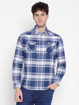 Guess - Men Blue Checks Spread Collar Full Sleeves Shirt
