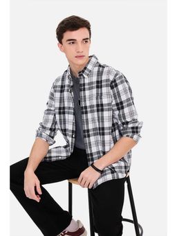Snitch - Men Grey Checks Full Sleeves Regular Casual Shirt