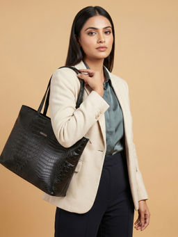 Metro - Women Black Textured Shoulder Bag