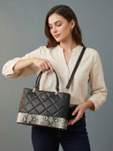 Black color option, Sold out, Currently selected