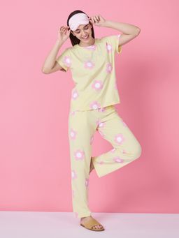Sweet Dreams - Women's Floral Printed T-shirt with Pyjama