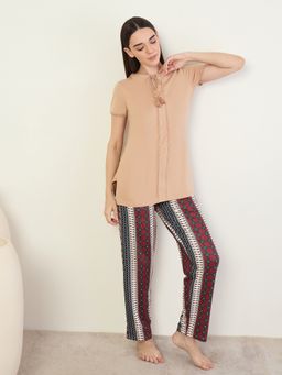 Sweet Dreams - Women's Geometric Printed T-shirt with Pyjama