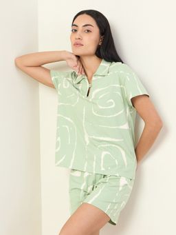 Sweet Dreams - Women's Graphic Printed T-shirt And Shorts