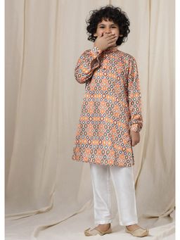 KALKI FASHION - Multicolor Kurta Set In Silk With Ikkat Print (Set of 2)