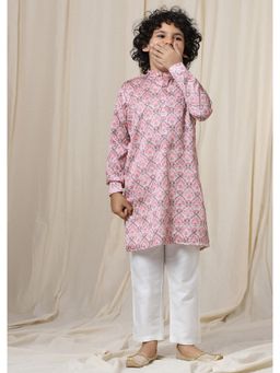 KALKI FASHION - Coral Cloud Pink Silk Kurta Set With Threadwork (Set of 2)