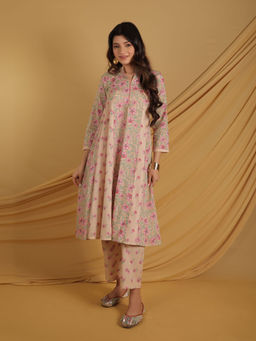 GRASS & SUNSHINE - Spring Meadow Floral Kurta and Pant (Set of 2)