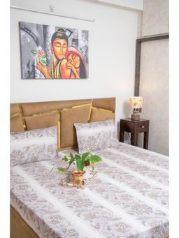 Videksha Home & Lifestyle - Goldvine Forever Bedsheet with 2 Pillow Covers (King)