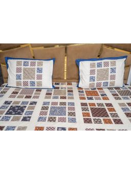 Videksha Home & Lifestyle - Blue Craft Bahar Bedsheet with 2 Pillow Covers (King)