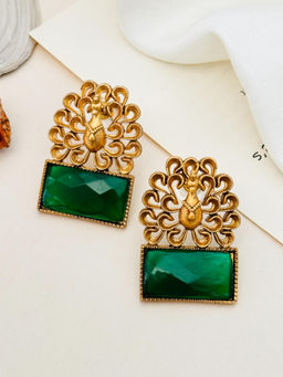 Abdesigns - Enchanting Green Gold Plated Earrings