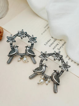 Abdesigns - German Silver Plated Off White Earrings