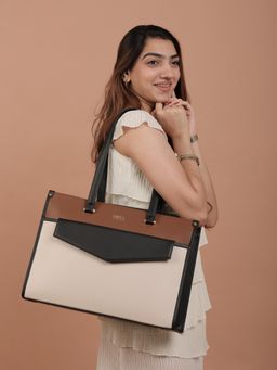 Horra - Women Laptop Tote Bag - Black & Tan