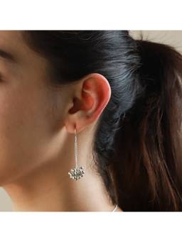 House of Aadyaa - Silver Ghungroo Bunch Earring