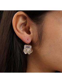 House of Aadyaa - Silver Harandodi Earrings - Wild Flower