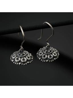 House of Aadyaa - Silver Tiny Jhumki