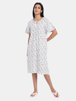 R&B - White Regular Fit Printed Women Nightdress