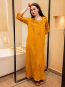 Mustard color option, Currently selected