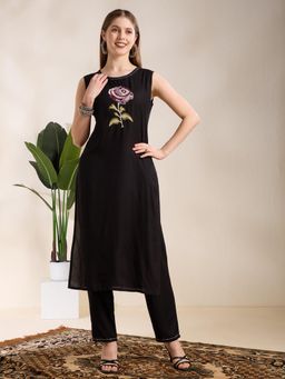 FASHOR - Black Floral Round Neck Regular Kurta With Pant