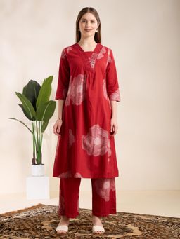 FASHOR - Red Floral V-Neck Regular Kurta With Pant