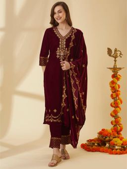 FASHOR - Maroon Embroidered V-Neck Straight Kurta Pant With Dupatta
