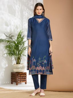 FASHOR - Blue Embroidered V-Neck Regular Kurta Pant With Dupatta
