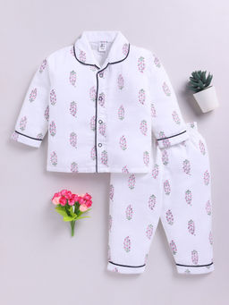 Clt.s - White Printed Cotton Comfortable Fit Shirt and Pyjama (Set of 2)