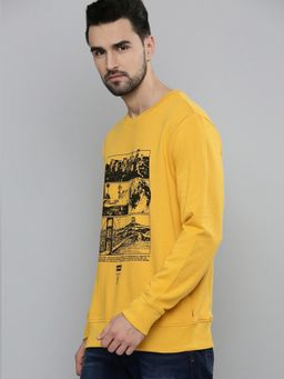 Levi's - Men Yellow Crew Neck Sweatshirt