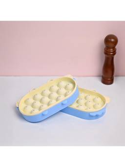 Voncasa - Blue Oval Plastic Ice Tray with Lid - Set of 2, 16-Cube
