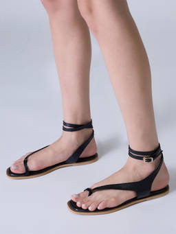 Twenty Dresses by Nykaa Fashion - Women Black Toe Post Ring Wrap Around Ankle Strap Sandals