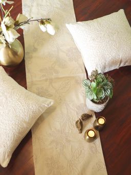KALA HOME - Golden Bloom Table Runner